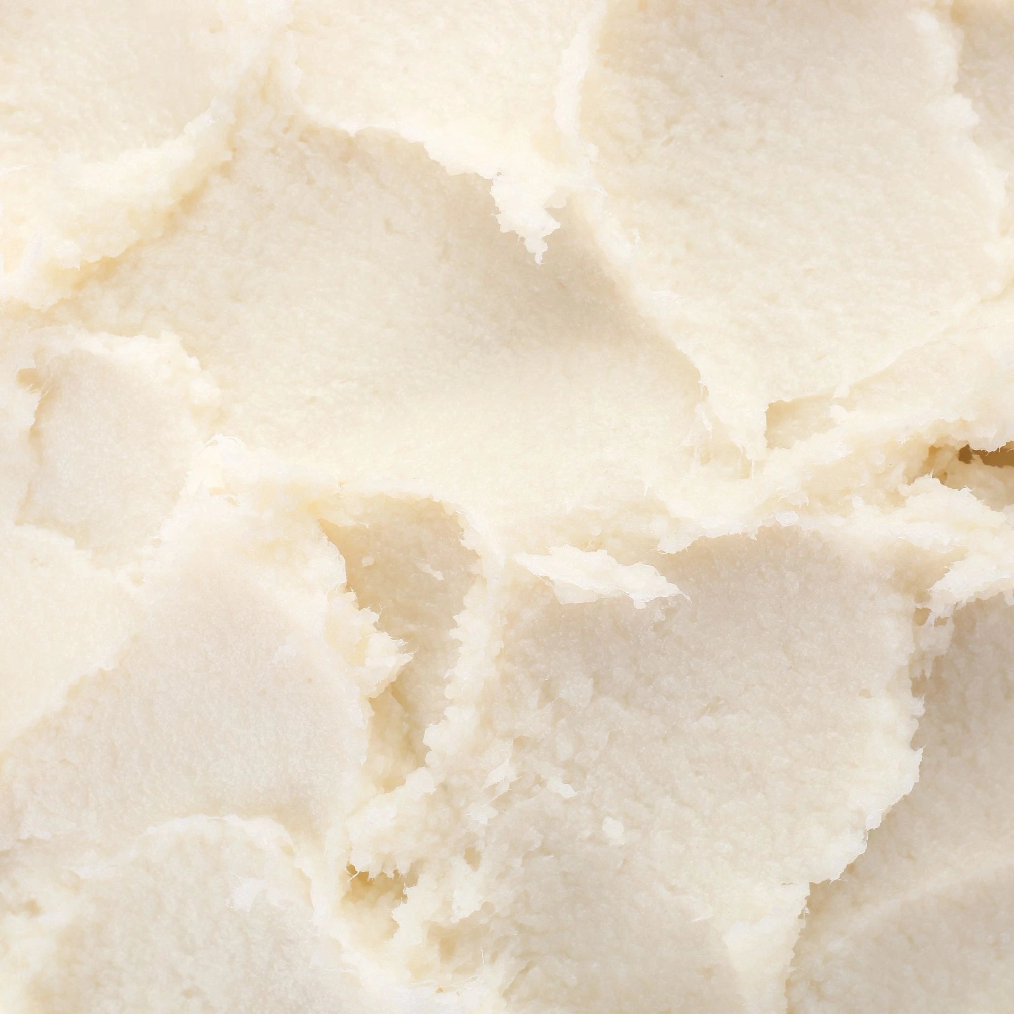 Rich, creamy shea butter (Butyrospermum Parkii Butter) with a whipped texture. Packed with vitamins and essential fatty acids, this deeply moisturizing ingredient helps nourish, soften, and protect the skin while supporting elasticity and hydration.