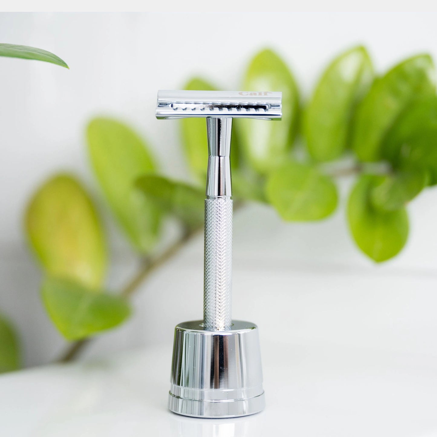 CaliWoods stainless steel reusable razor with stand – eco-friendly safety razor for sustainable zero-waste shaving NZ